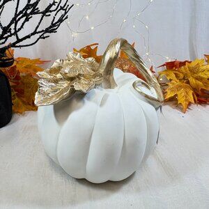 Laura Ashley Resin Pumpkin Cream With Gold Leaf Thanksgiving Fall Home Decor NEW